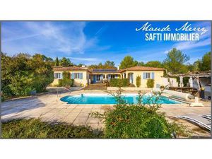 Villa de plain-pied offrant 2 logements (120 m2 et 87 m2) distincts pouvant se réunir faci