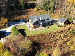 Vente maison 10 pièces 180 m² à Saint-Nizier-du-Moucherotte (38250)  700 000 €