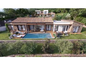 Vente maison 5 pièces 130 m² à Sari-Solenzara (20145)  860 000 €