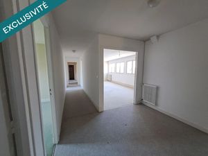Vente appartement 6 pièces 110 m² à Mortain (50140)  45 000 €