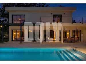 Vente maison 7 pièces 144 m² à Cagnes-sur-Mer (06800)  910 000 €