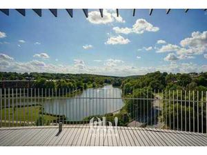 Penthouse d’exception avec terrasse panoramique sur le lac d