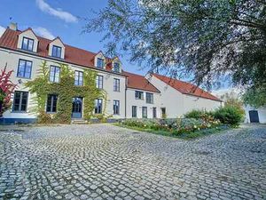 Magnifique ferme en carré