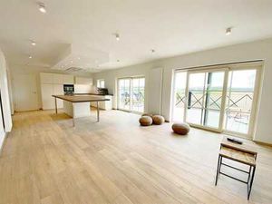 COLOCATION (1 CHAMBRE DISPO + SDD)