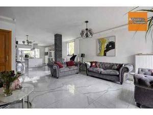 Maison familiale avec 3 à 4 ch  garage et jardin