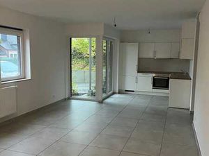 Appartement entièrement remis en couleur