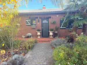 Petit plain-pied cosy 4 façades///PEB D !!