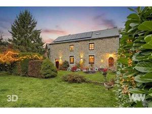 Jolie maison de caractère de 240 m2  4 chambres