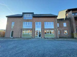 Appartement rez-de-chaussée situé en plein centre de Dour