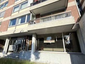 REZ COMMERCIAL VUE SUR MEUSE A VENDRE