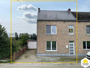 Maison d'une superficie nets de 84m²  2Ch  garage  grenier