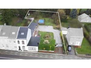 Superbe maison 3 façades avec terrain à bâtir