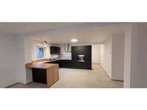 Maison spatieuse à Léglise