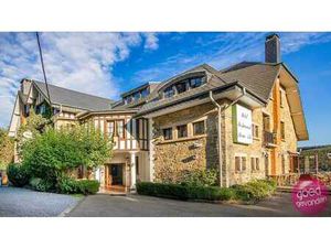 Hôtel - situation exceptionnelle - 17 chambres - 3ha