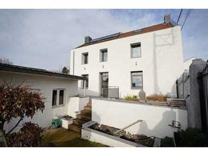 Maison sur les hauteurs d'Amay avec garage/atelier/jardin