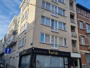 Commerce d'Angle - belle visibilité