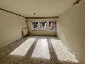 Quartier St. Jacques  à 50 mètres collégiale de Nivelles