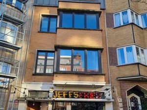 Commerce 105 M² Quartier Université ULB /Cimetière d'Ixelles