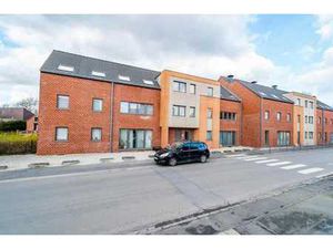 Appartement 3 chambres plus parking.