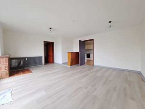 A LOUER:Appartement 2 chambres sur les hauteurs de St-Hubert