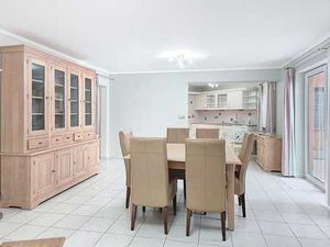 Magnifique appartement rez-de-chaussée!