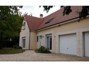 Maison Ormes 142 m² T-5 à vendre  359 000 €