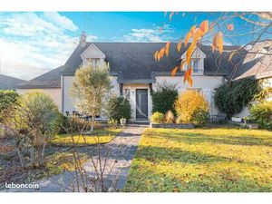 Maison 6 pièces 210 m²