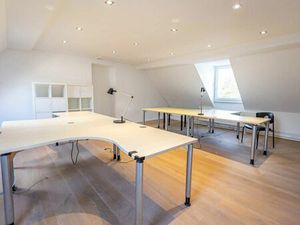 Bien professionnel à louer à Lasne-Chapelle-Saint-Lambert € 600 (LHG8D) - Immobilière Hend