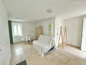 Studio 1 pièce 19 m²