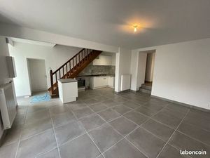 Grande maison à BOSMIE L'AIGUILLE