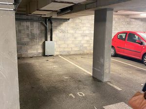 Place de Parking - Bastide (Stalingrad)