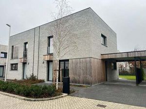 Maison à louer à Peer € 1.350 (LHEV8) | Zimmo