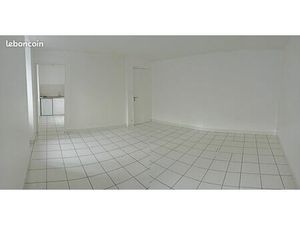 A louer appartement studio port-launay