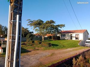 Maison rénovée à 800m angles