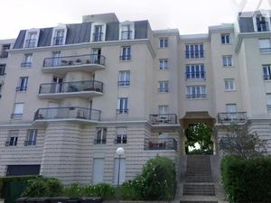 Vente appartement 114 m² à Noisy-le-Grand (93160)  334 950 €