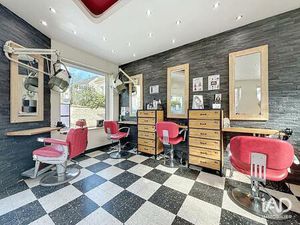 Vente commerce 38 m² Mantes-la-Ville (78711)