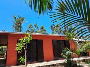 Jolie maison créole à louer Ste-Anne