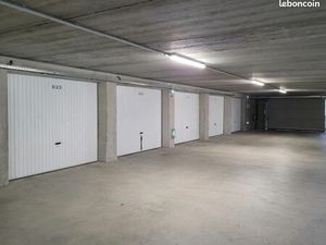 Location garage box de stockage Garde-meuble  rue Edith Piaf à Toulouse