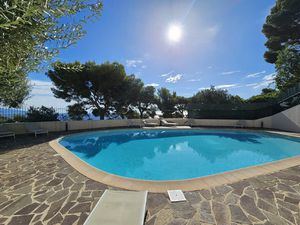 BEAU 2 PIECES AVEC PARKING COUVERT