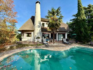 Maison Commelle Vernay 6 pièces 198 m2 - 455 000 €