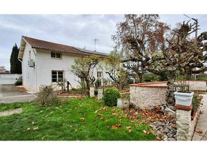 Villa Moissac 7 pièce(s) 218 m2