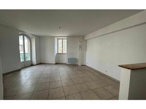 Location appartement  43 m² T-2 à Lablachère  415 €
