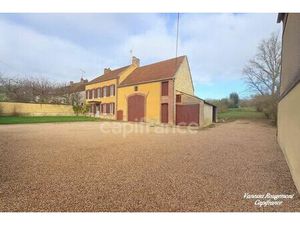 Vente maison 8 pièces 225 m² Montholon (89710)