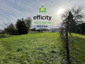 Vente terrain 1041 m² à Saint-Bris-des-Bois (17770)  30 800 €