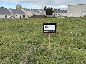 Vente terrain 800 m² à Beaufort-en-Vallée (49250)  58 000 €