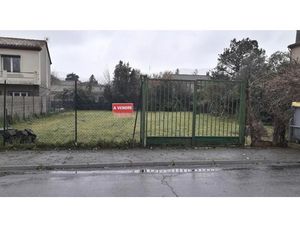 Vente terrain 740 m² à Capendu (11700)  75 000 €