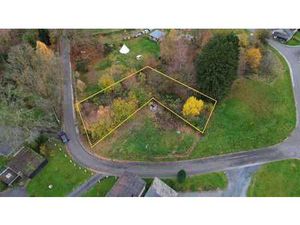 ? Superbe terrain à bâtir à Oizy