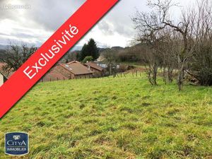 Terrain 4 180 m² Cours