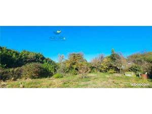 Terrain 337 m² Mouries