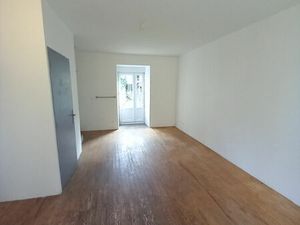 Centre ville Lesparre  Studio avec jardin 23.55m²